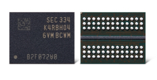 삼성전자 D램 제품 모습. 삼성전자 제공.